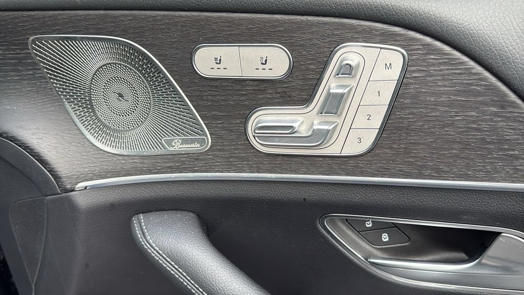 Certified 2025 Mercedes-Benz GLS 450 4MATIC image 15