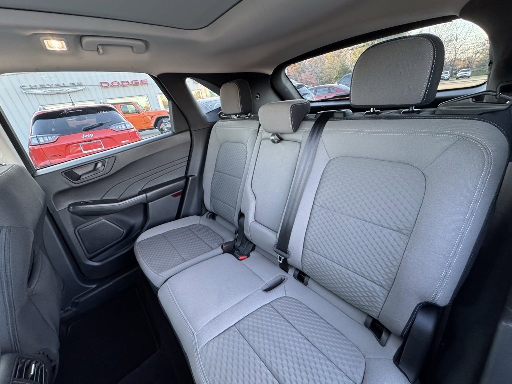 Used 2022 Ford Escape SE w/ Convenience Package image 13