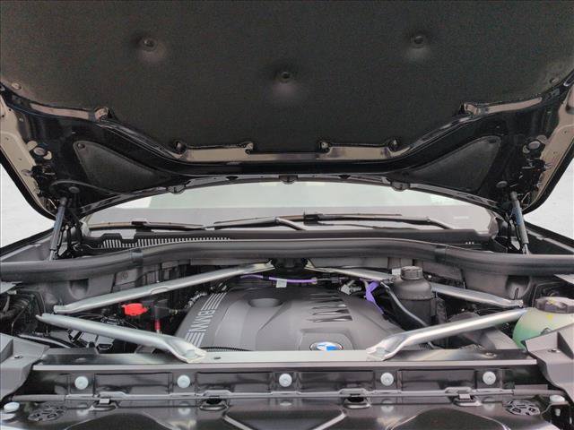 New 2026 BMW X5 xDrive40i w/ Premium Package AWD/4WD image 17