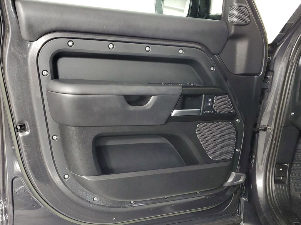 Used 2023 Land Rover Defender 110 Carpathian Edition image 14