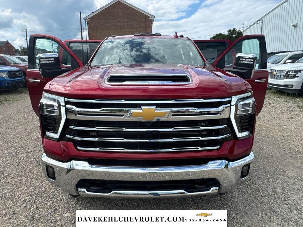 Used 2025 Chevrolet Silverado 2500 LTZ w/ LTZ Plus Package AWD/4WD image 48