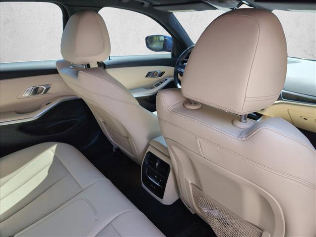 Used 2022 BMW 330i Sedan w/ Driving Assistance Package RWD image 22