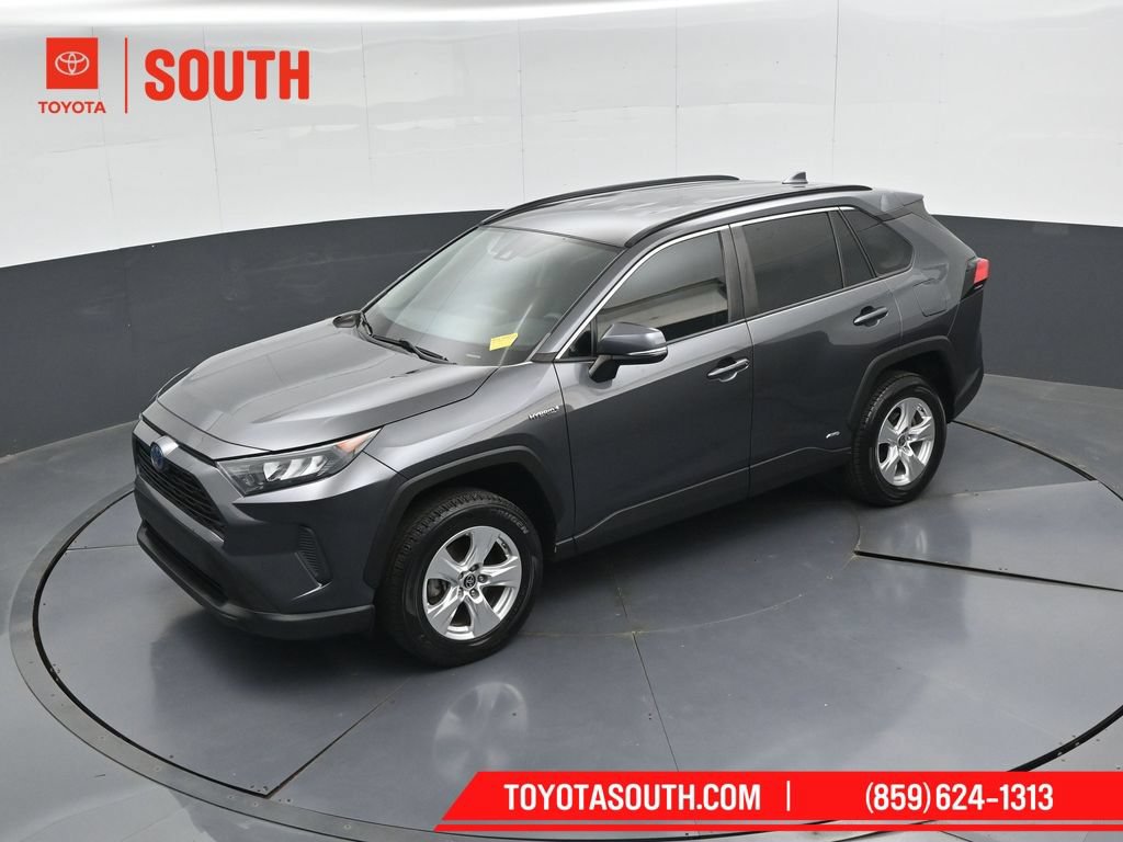 Used 2021 Toyota RAV4 LE AWD/4WD image 47