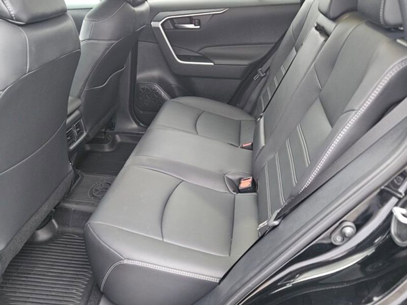 Used 2024 Toyota RAV4 XLE Premium image 8