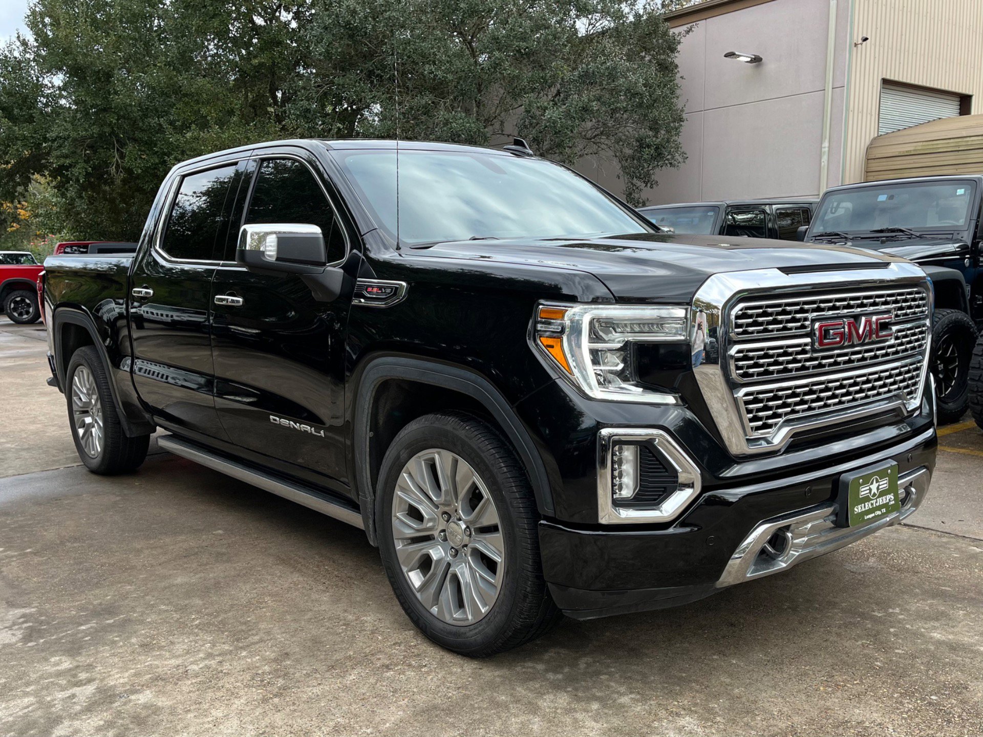 Used 2021 GMC Sierra 1500 Denali w/ Denali Premium Package image 11