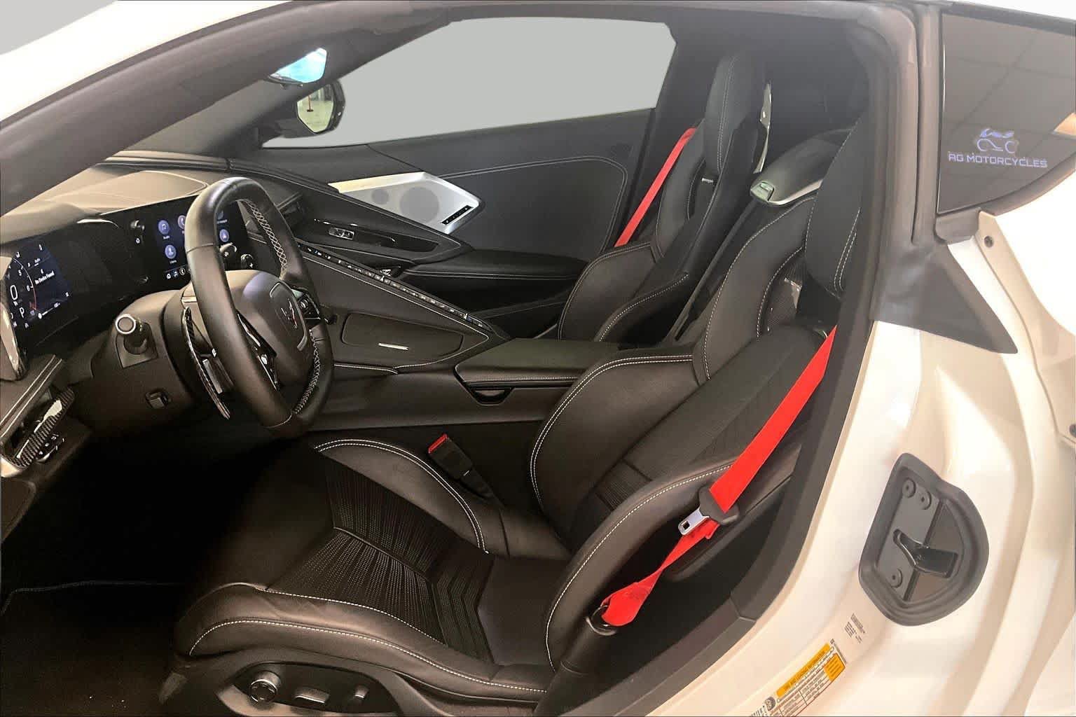 Used 2021 Chevrolet Corvette Stingray Preferred Cpe w/ Z51 Performance Package RWD image 6