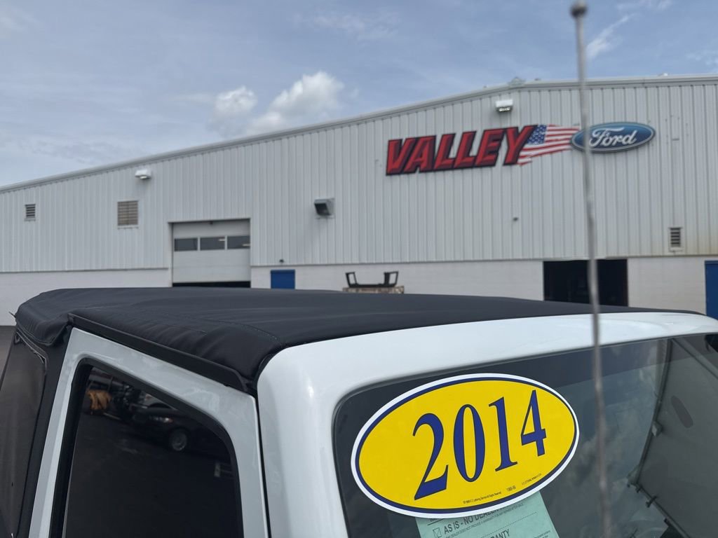 Used 2014 Jeep Wrangler Sahara w/ Trailer Tow Group AWD/4WD image 3