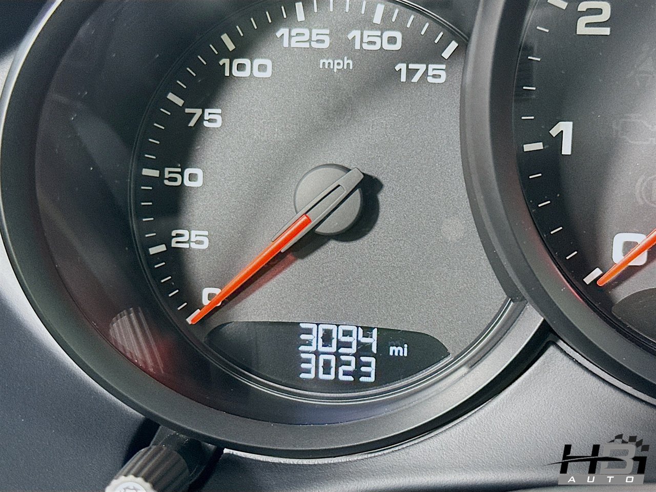 Used 2024 Porsche 718 Boxster w/ Premium Package RWD image 10