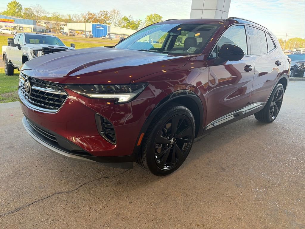 Used 2023 Buick Envision Essence w/ Technology Package I image 2