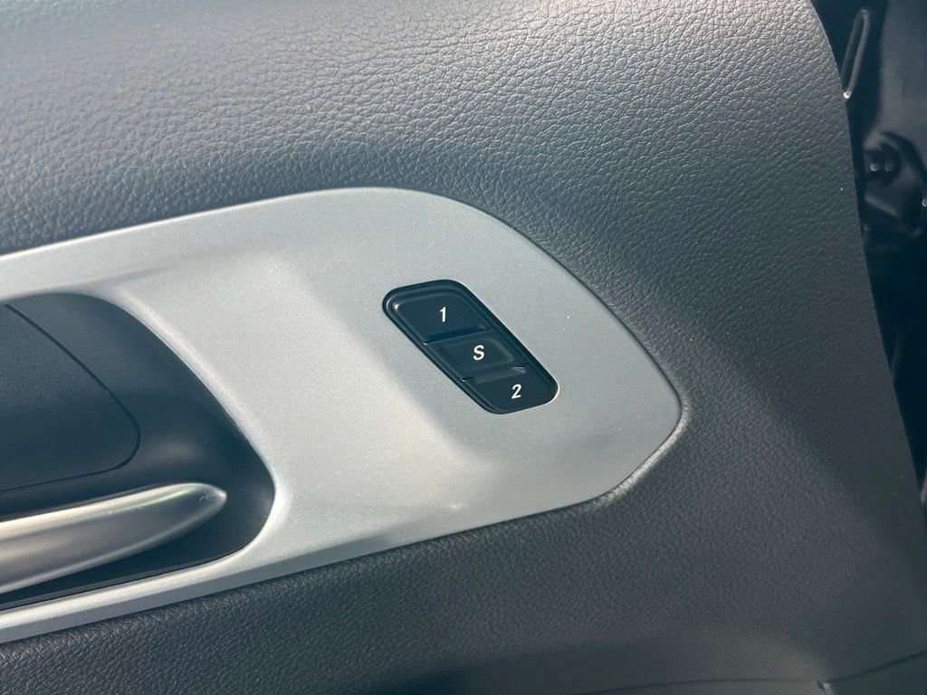 New 2026 Chrysler Pacifica Limited w/ S Appearance Package image 41