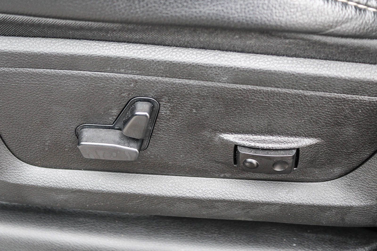 Used 2024 RAM 2500 Laramie AWD/4WD image 19