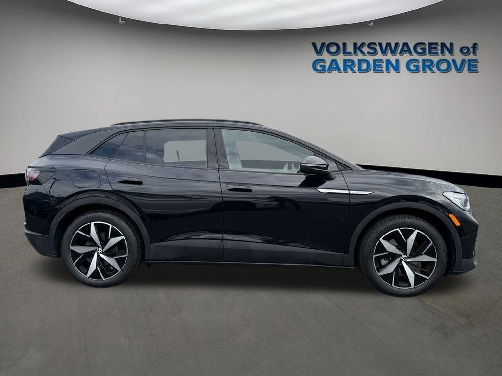 Used 2023 Volkswagen ID.4 S image 8