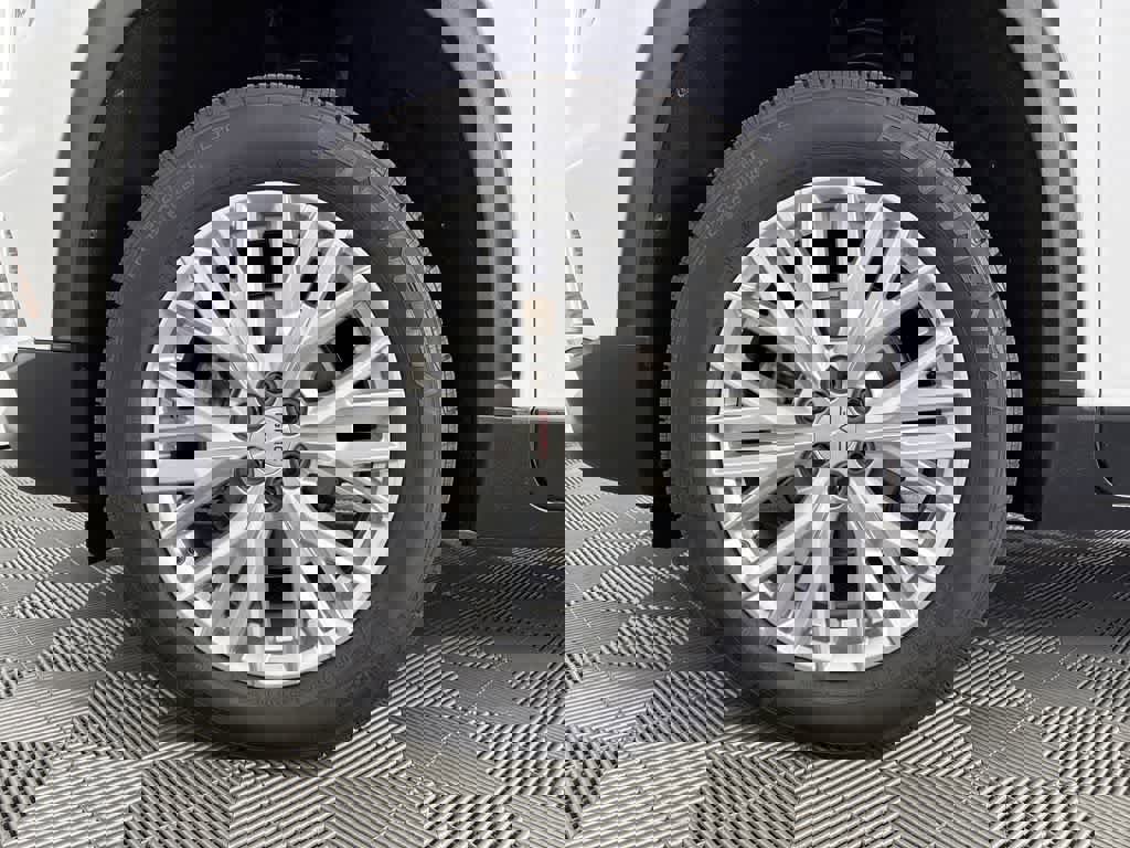 New 2025 GMC Acadia Elevation w/ Elevation Premium Package image 17