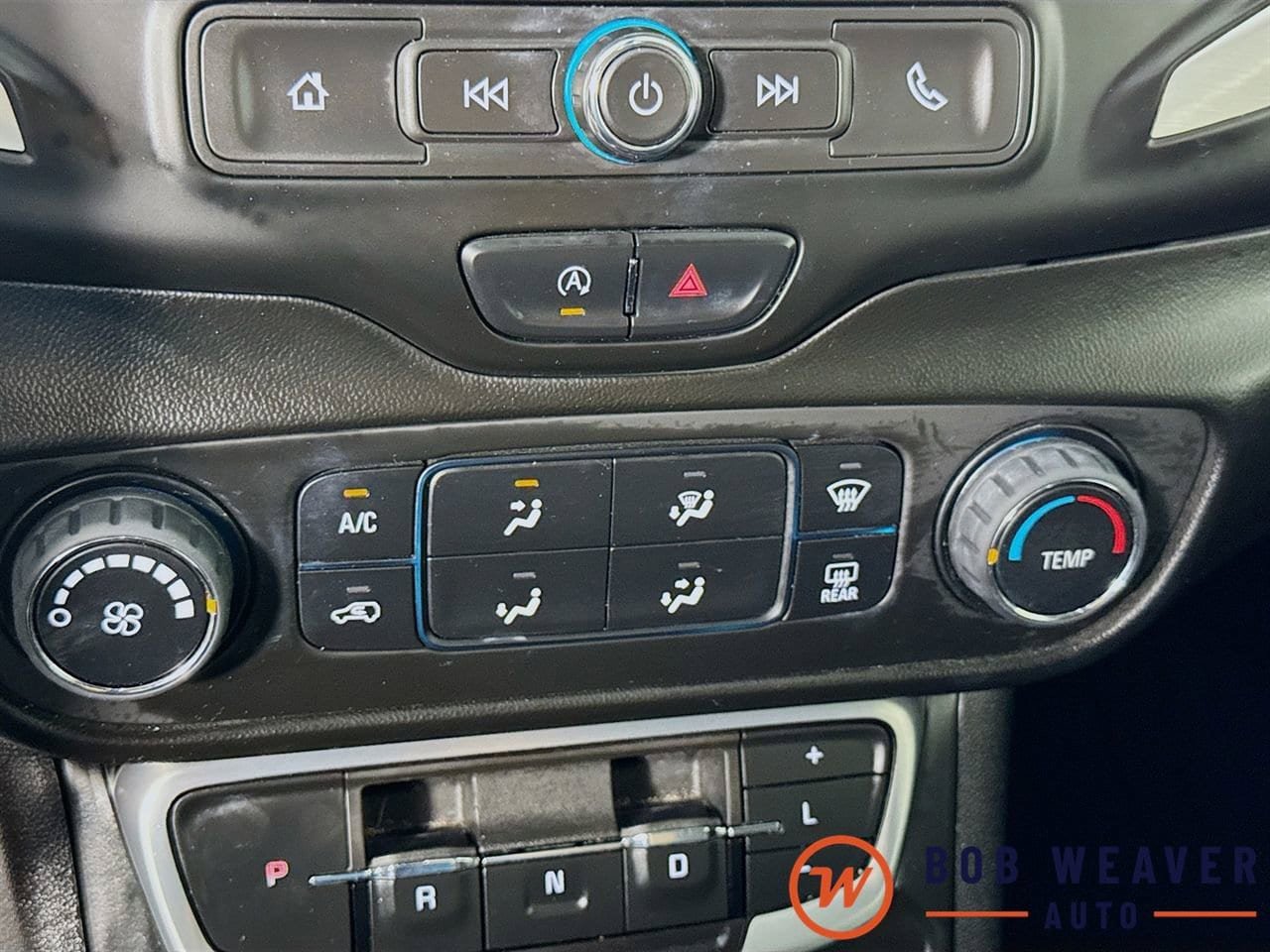 Used 2022 GMC Terrain SLE AWD/4WD image 19