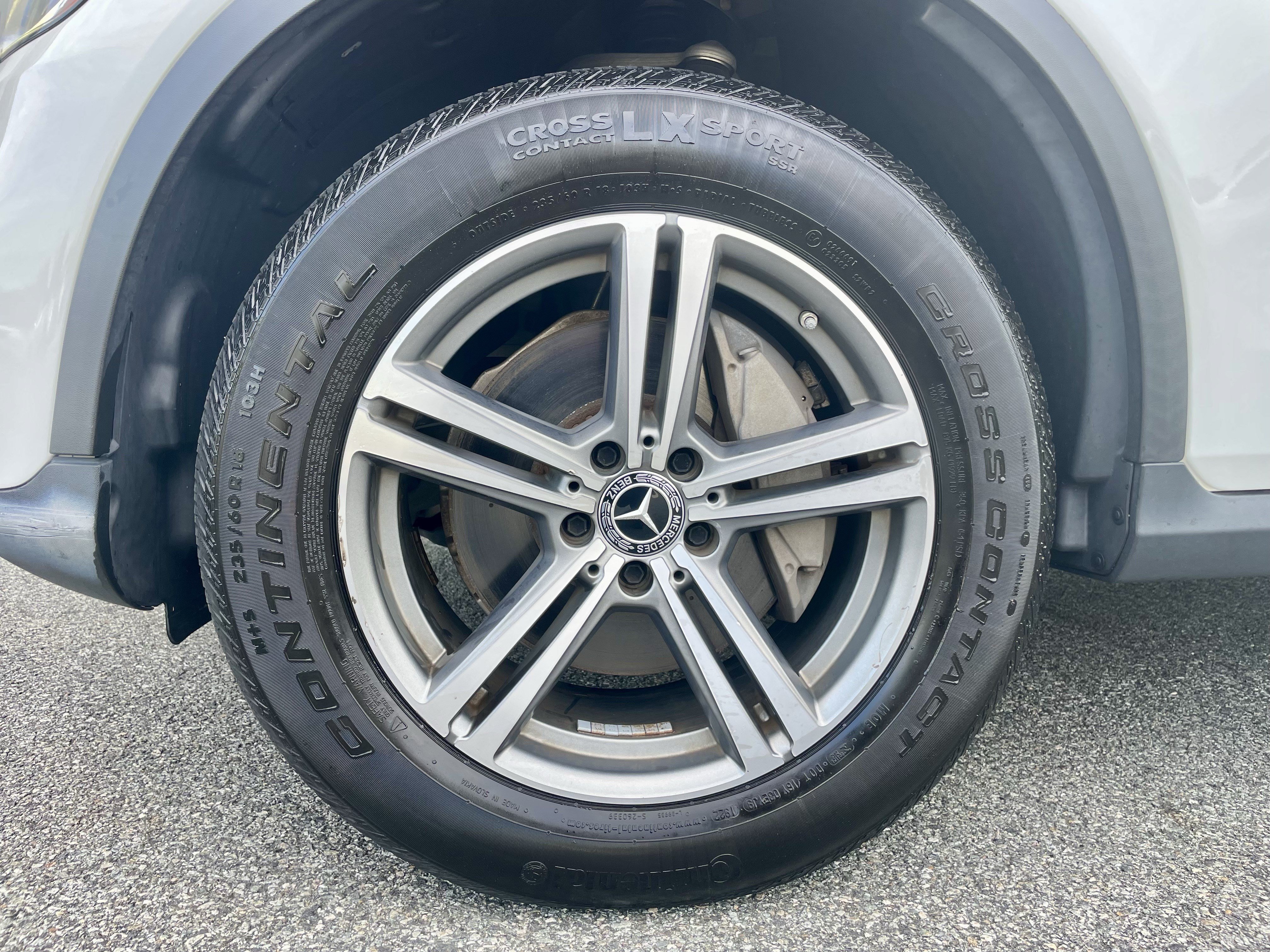 Used 2020 Mercedes-Benz GLC 300 4MATIC image 9