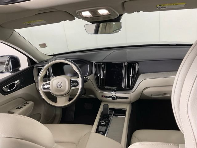 Used 2023 Volvo XC60 B5 Plus w/ Climate Package AWD/4WD image 16