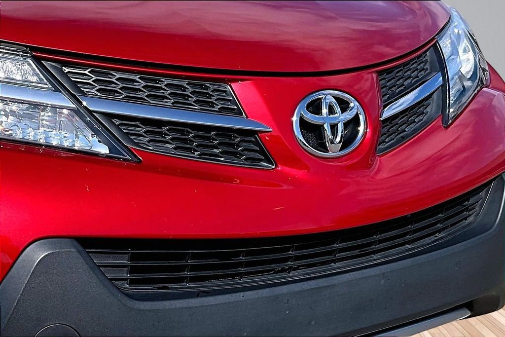 Used 2013 Toyota RAV4 Limited AWD/4WD image 26