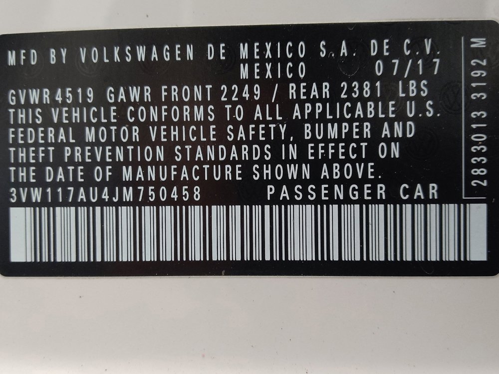 Used 2018 Volkswagen Golf S AWD/4WD image 33