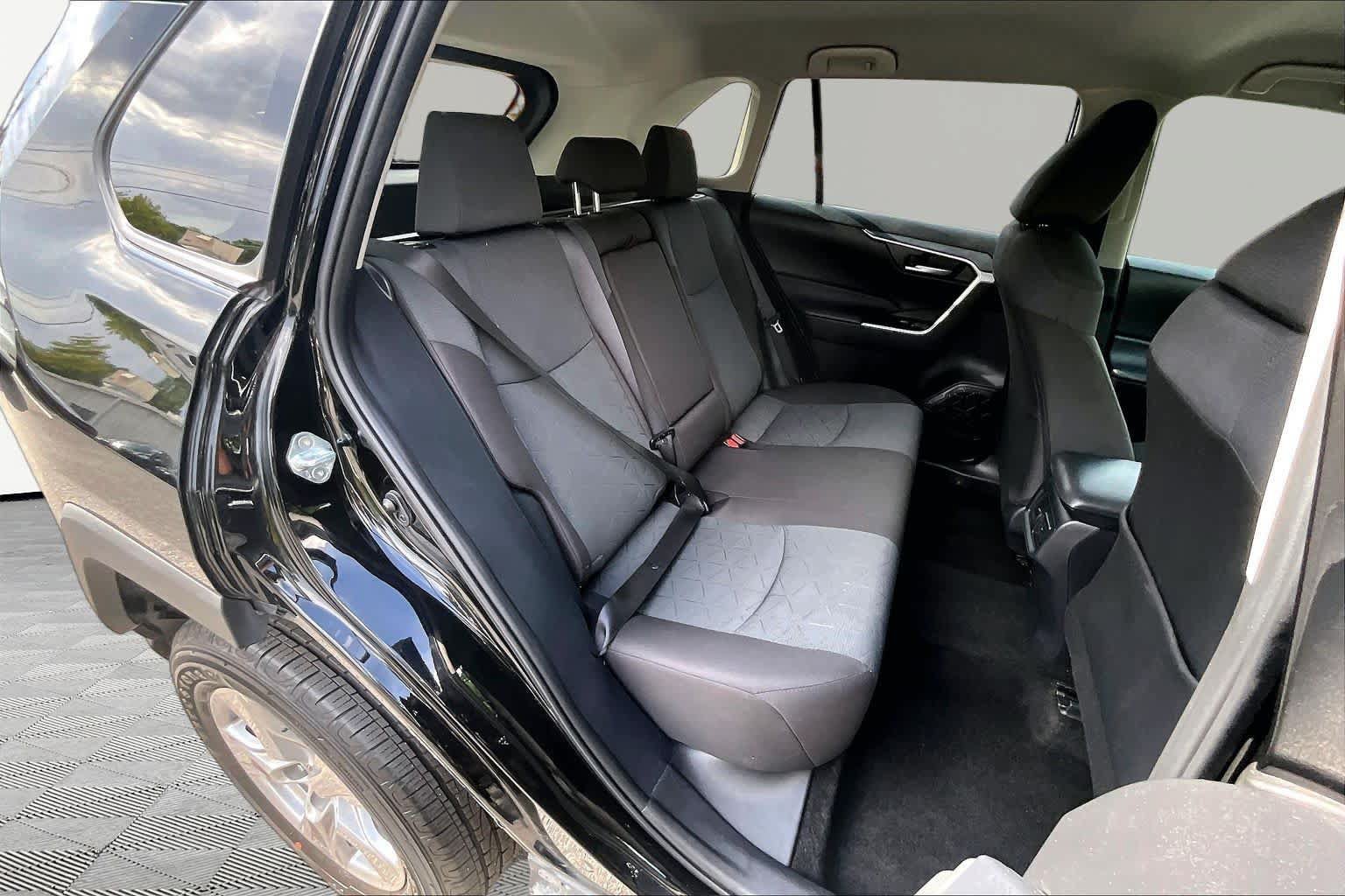 Certified 2025 Toyota RAV4 XLE AWD/4WD image 20