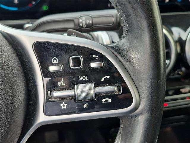 Used 2020 Mercedes-Benz GLB 250 4MATIC image 12