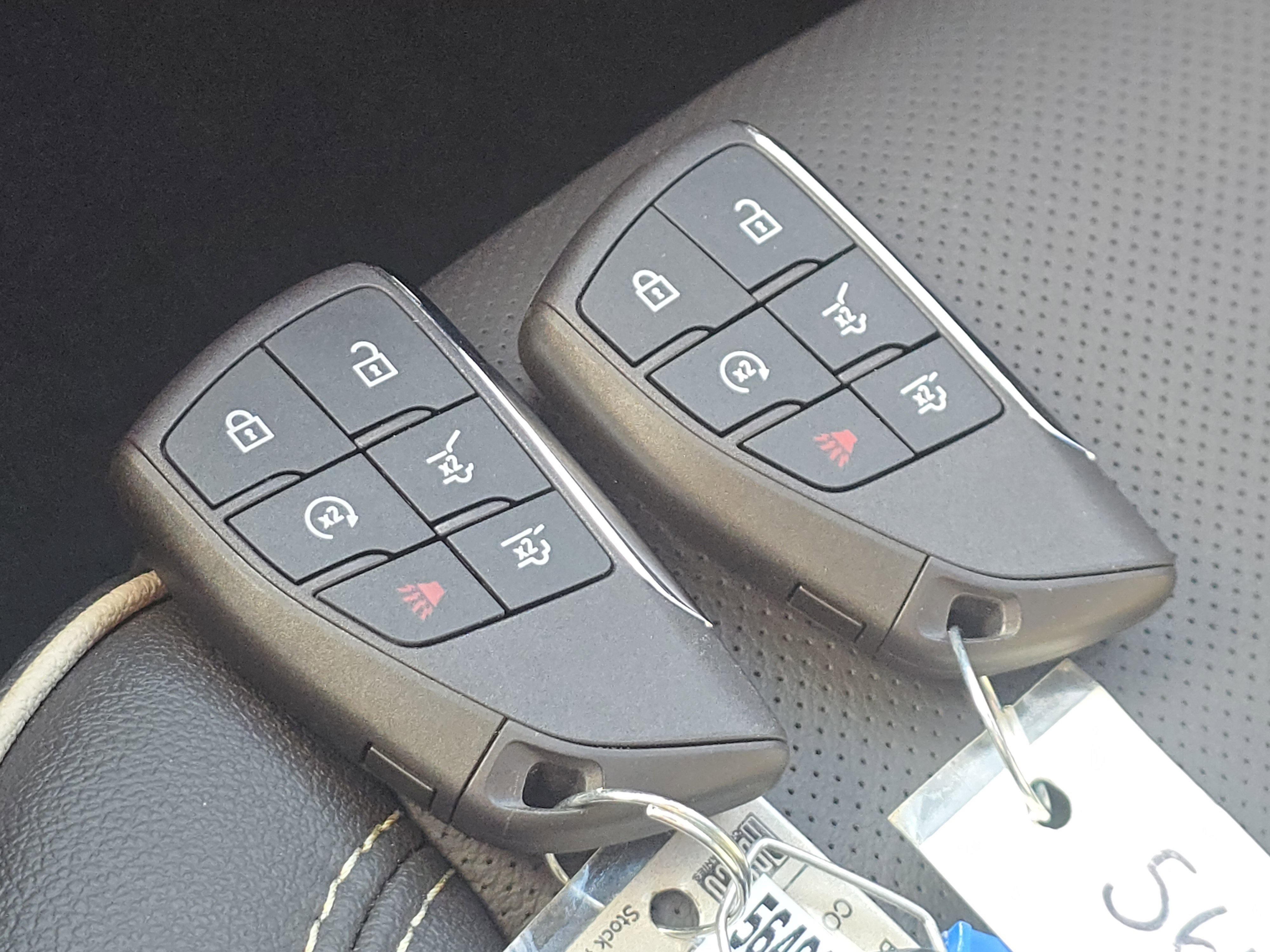 New 2025 Chevrolet Suburban Premier image 33