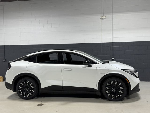 New 2026 Nissan Leaf Platinum+ w/ Cargo Package (Platinum+) FWD image 6
