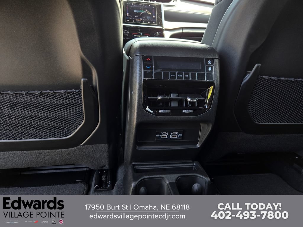 New 2026 Jeep Grand Cherokee L Laredo AWD/4WD image 27