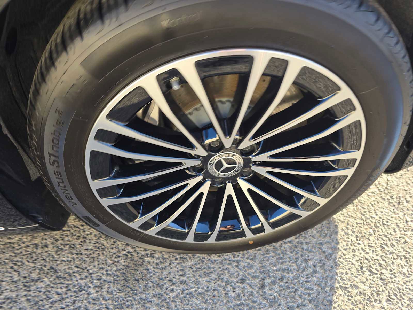 Used 2024 Mercedes-Benz S 580 S 580 image 9