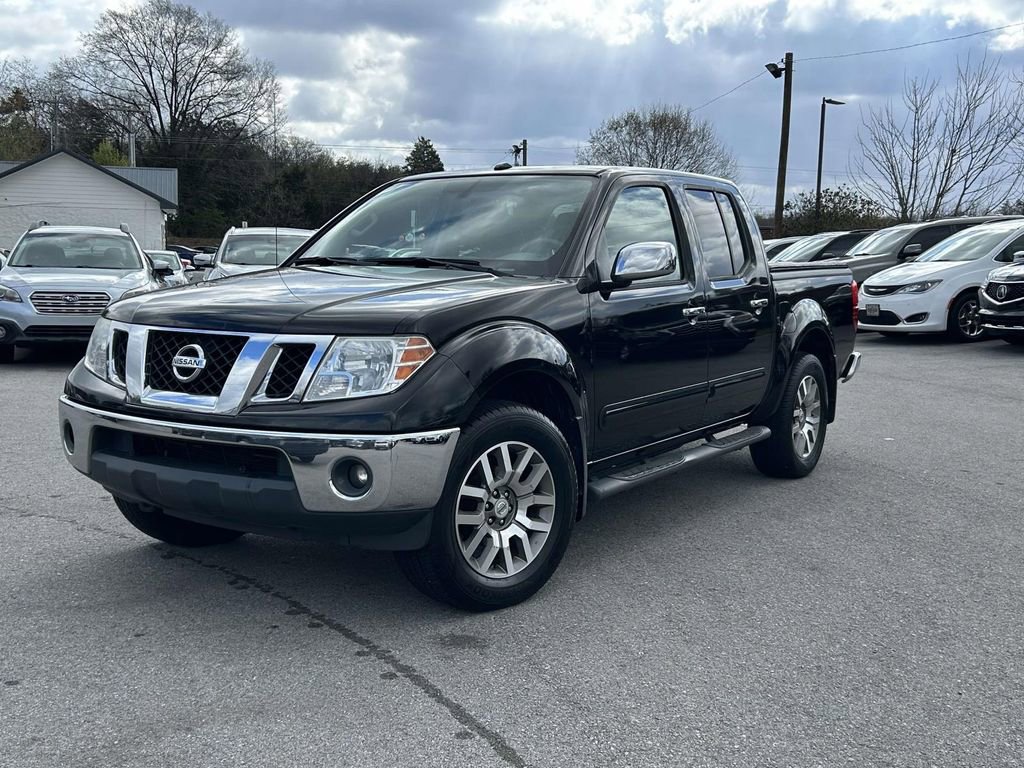 Used 2013 Nissan Frontier SL w/ Moonroof Pkg image 7