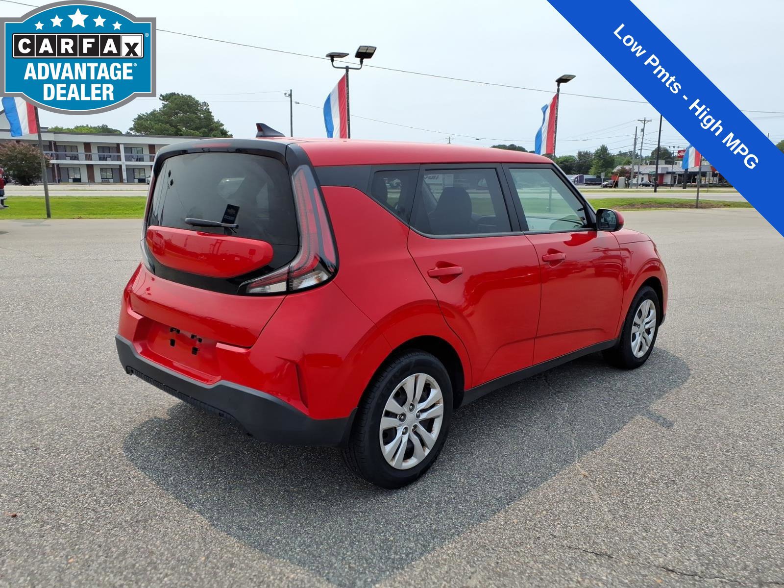 Used 2023 Kia Soul LX FWD image 5