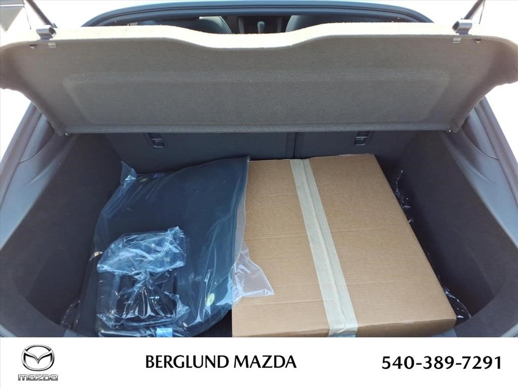New 2026 MAZDA MAZDA3 Hatchback w/Premium Plus Pkg AWD/4WD image 10
