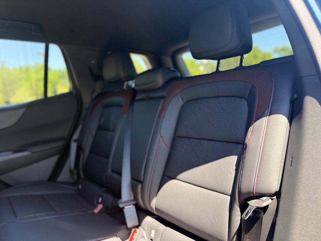 New 2026 Chevrolet Equinox RS FWD image 16