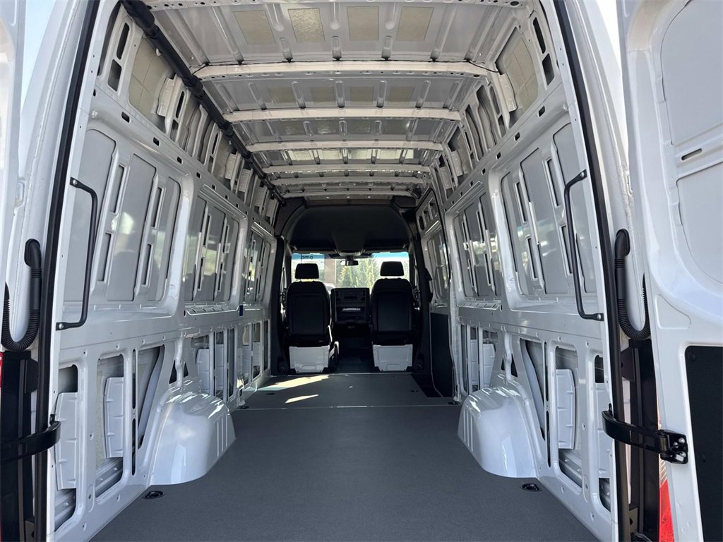 New 2025 Mercedes-Benz Sprinter 2500 image 14