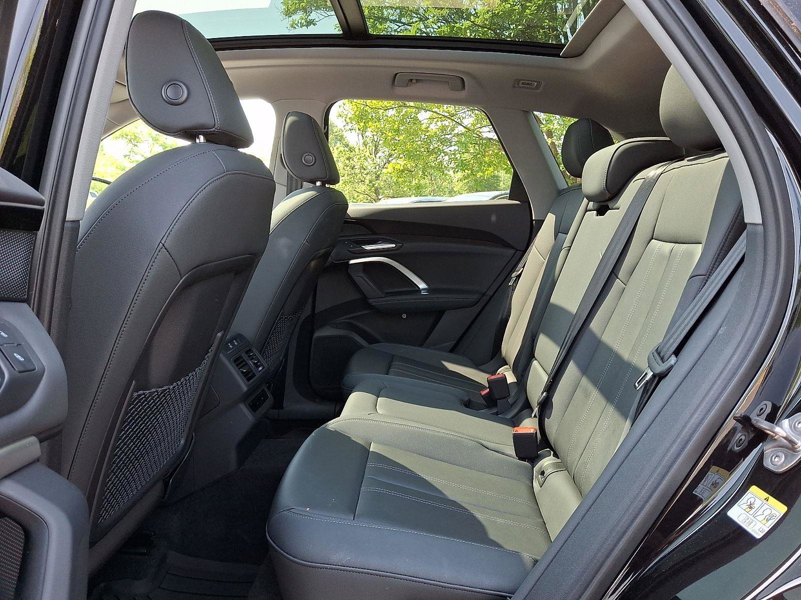 Used 2025 Audi Q5 Premium w/ Convenience Package AWD/4WD image 10