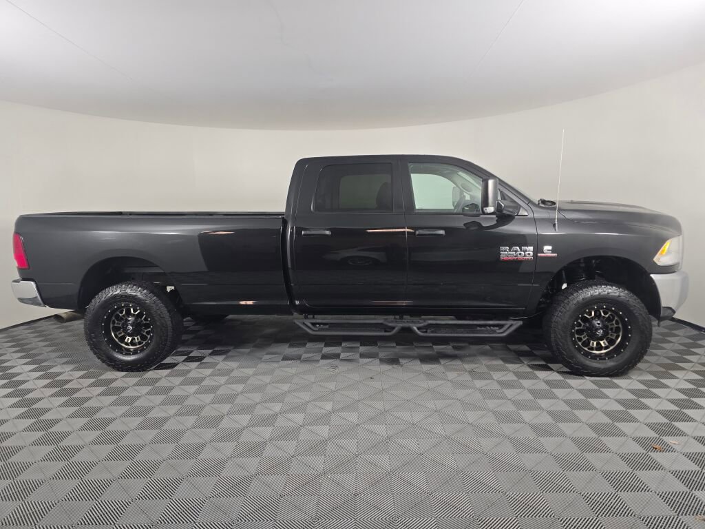 Used 2018 RAM 3500 Tradesman w/ Chrome Appearance Group image 3