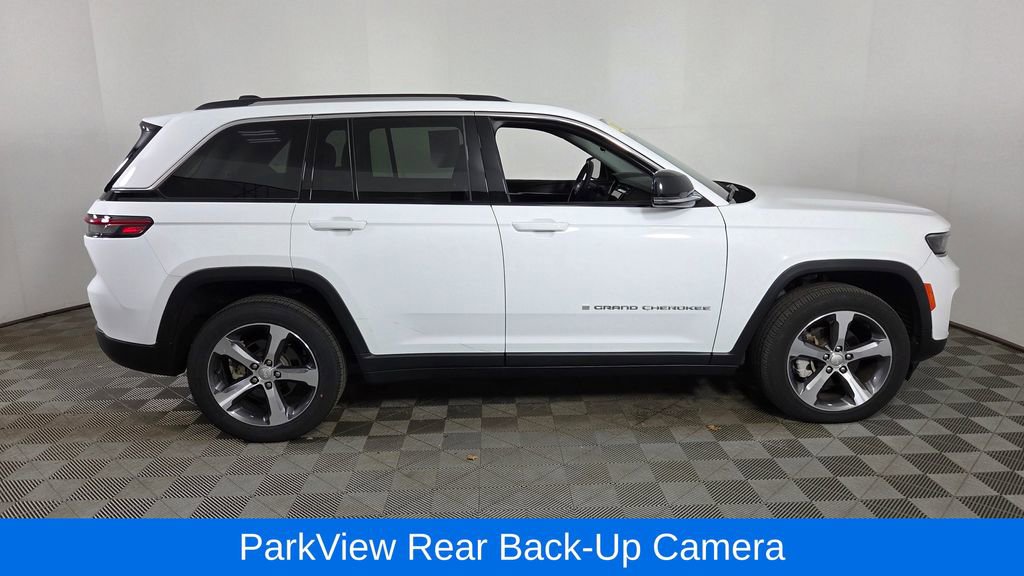 Used 2023 Jeep Grand Cherokee Limited image 9