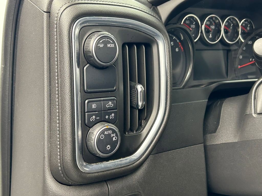 Used 2020 Chevrolet Silverado 1500 RST w/ All-Star Edition image 16