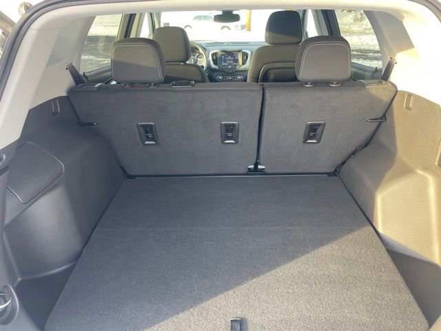Used 2024 GMC Terrain SLE w/ Driver Convenience Package image 38