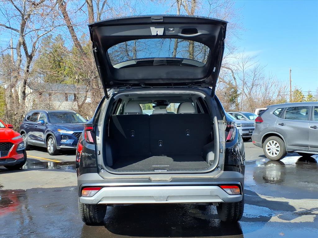 Certified 2025 Hyundai Tucson SEL AWD/4WD image 10