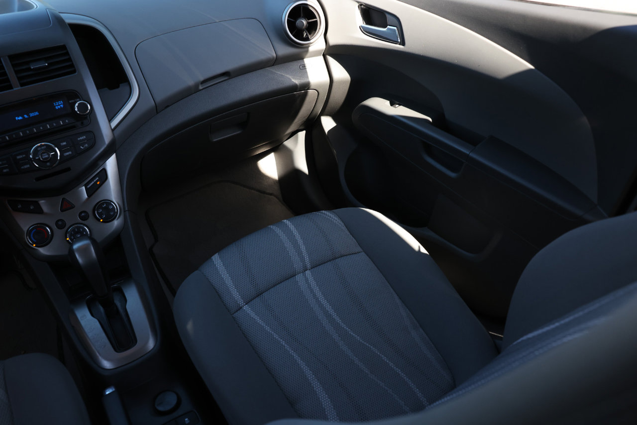 Used 2012 Chevrolet Sonic LT image 22