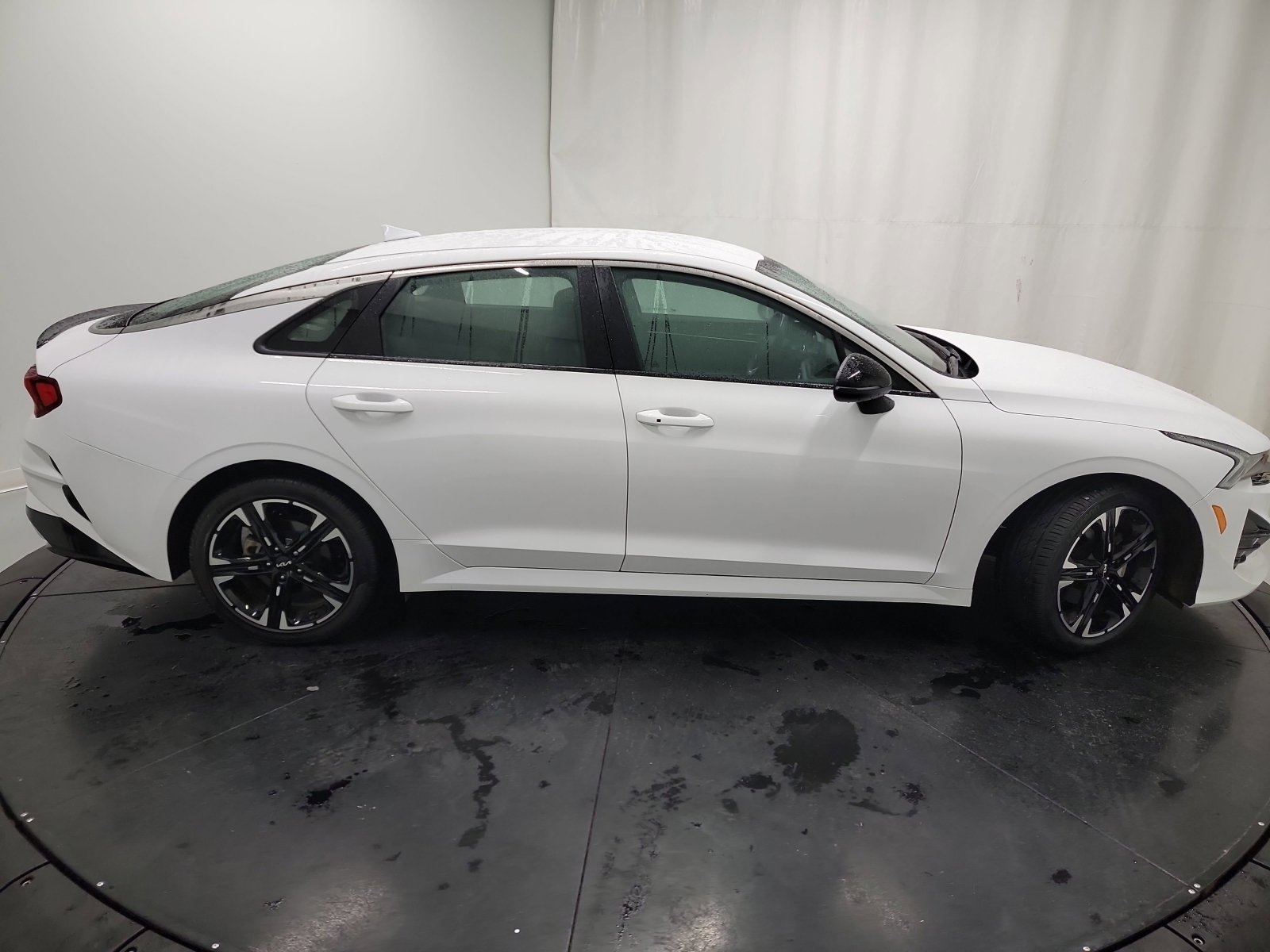 Used 2022 Kia K5 GT-Line image 11