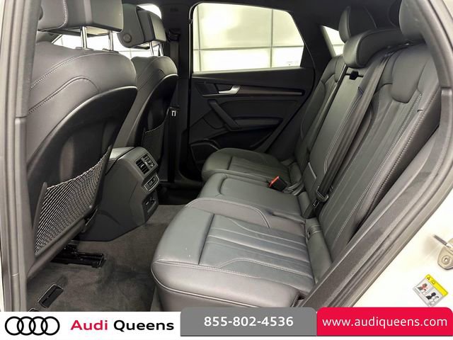 Used 2023 Audi Q5 2.0T Premium Plus w/ Premium Plus Package AWD/4WD image 13