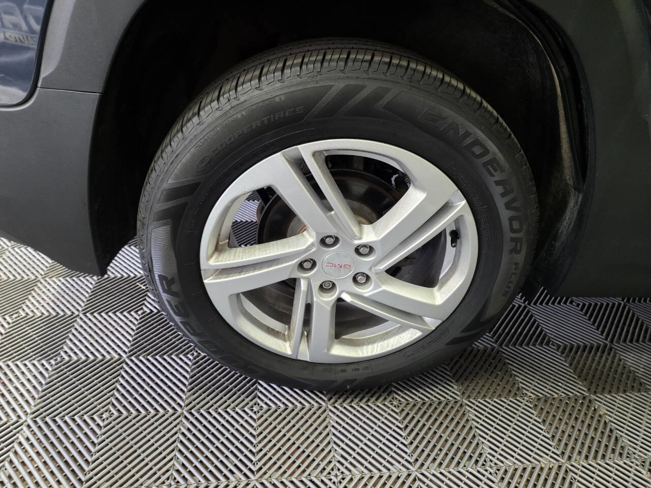 Used 2018 GMC Terrain SLE w/ Driver Convenience Package image 36