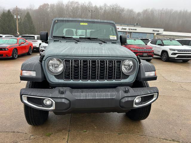 New 2026 Jeep Gladiator Sport AWD/4WD image 3