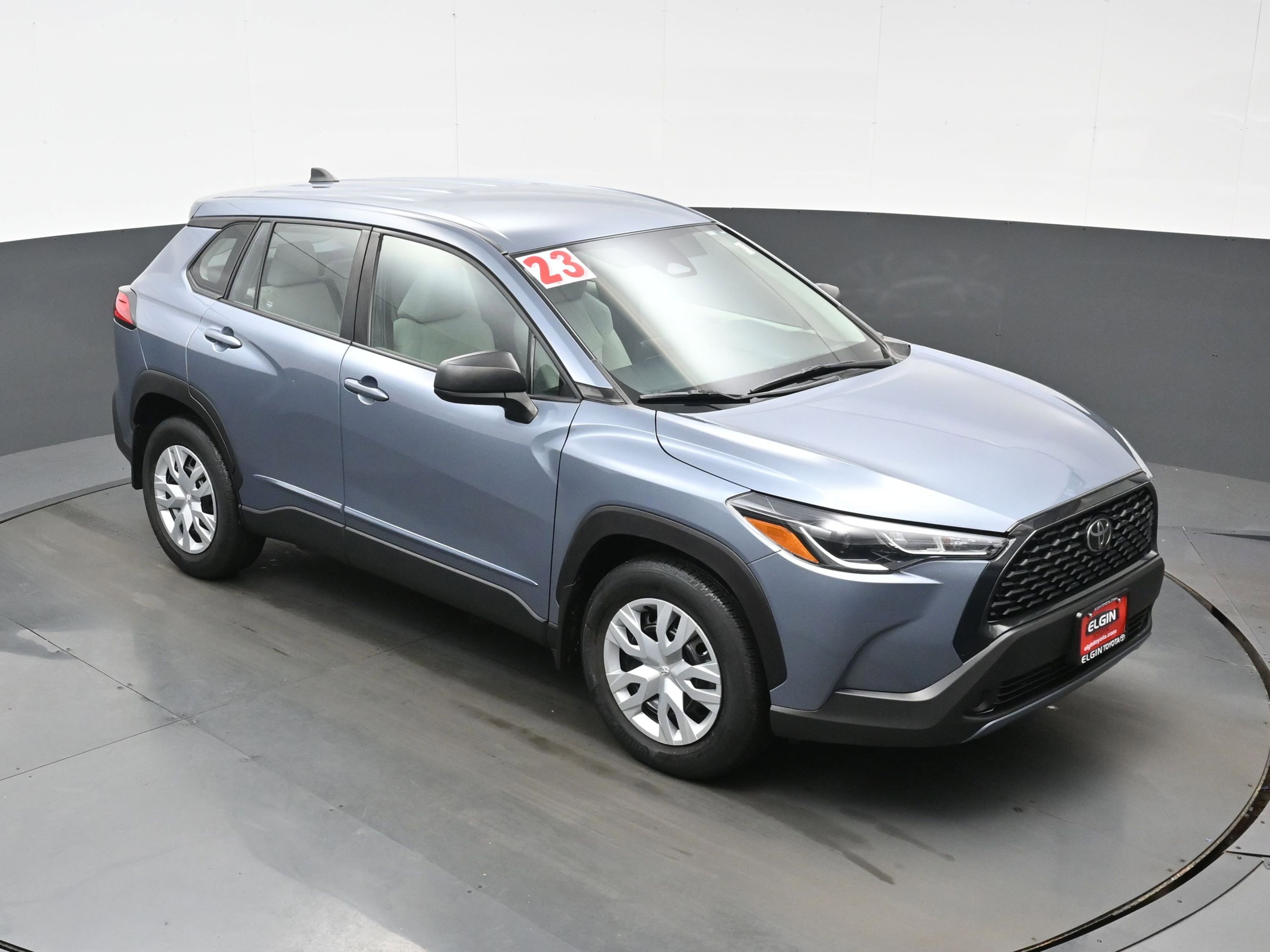 Used 2023 Toyota Corolla Cross L image 31