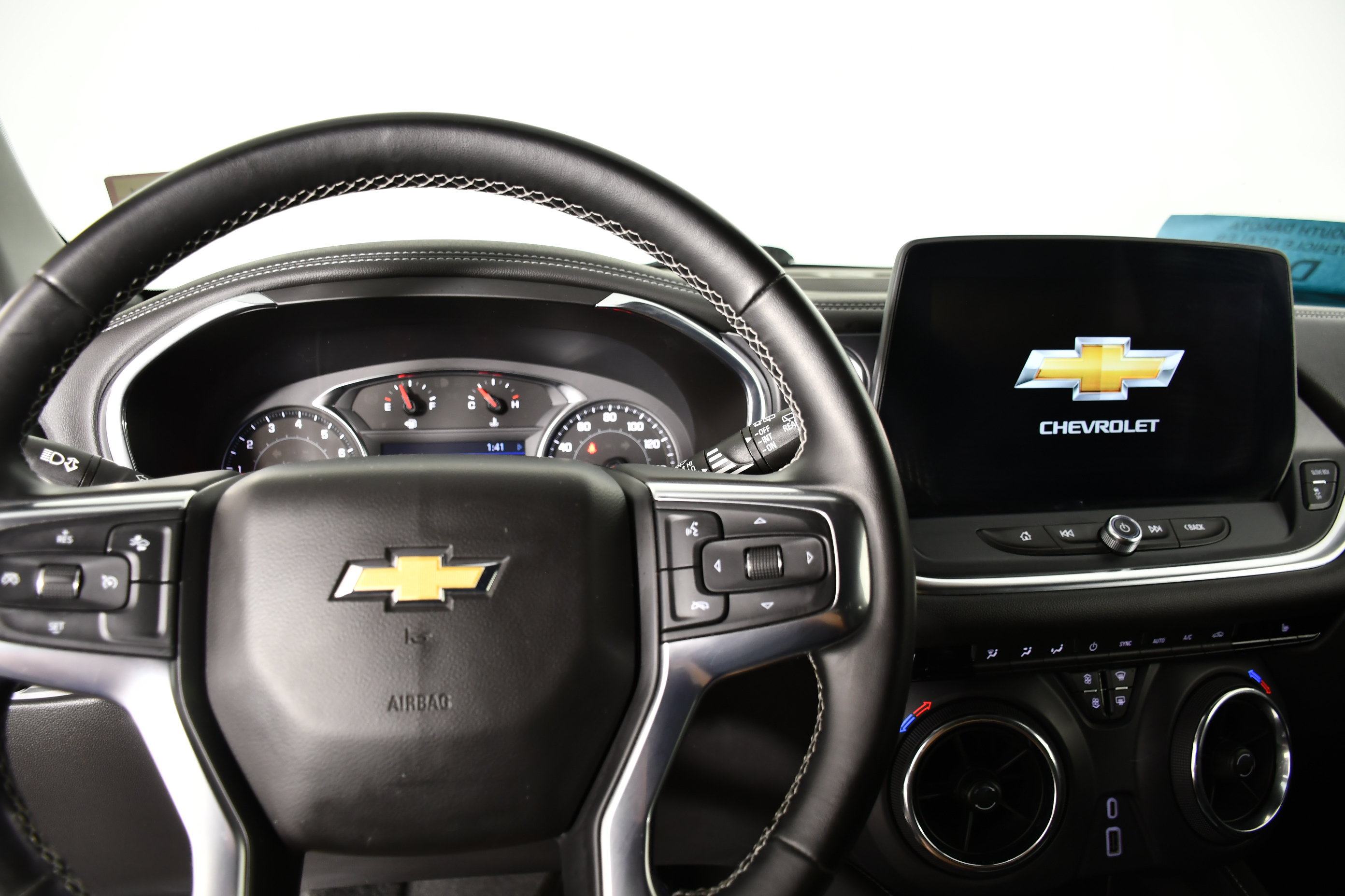 Used 2023 Chevrolet Blazer LT w/ Midnight/Sport Edition AWD/4WD image 16
