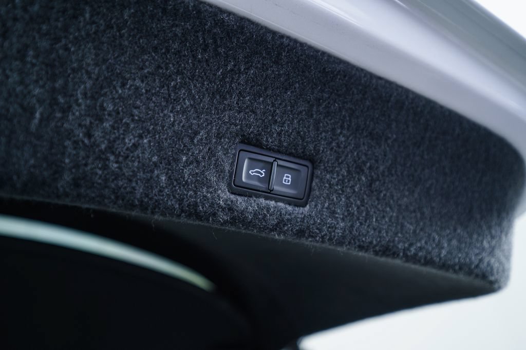 Used 2024 Lamborghini Urus S AWD/4WD image 62