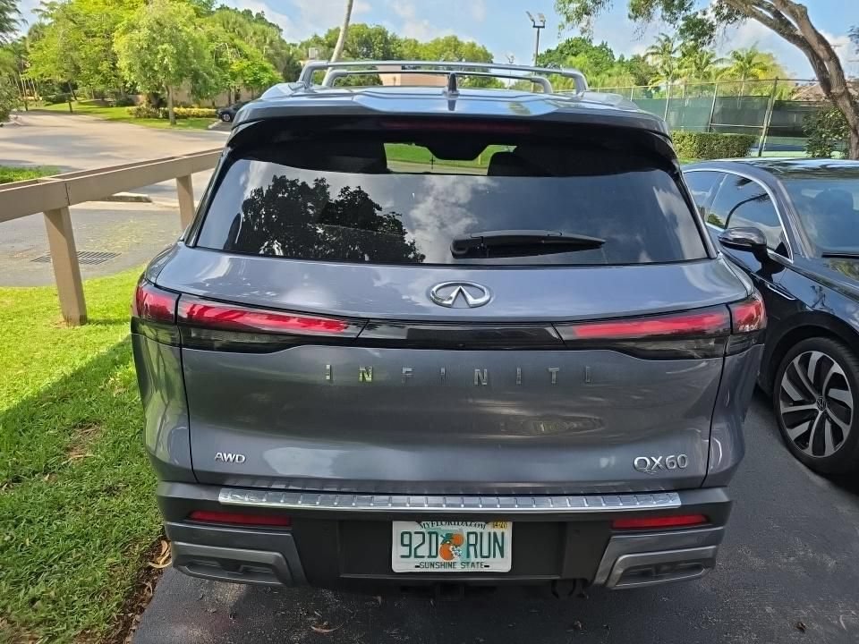 Certified 2023 INFINITI QX60 Sensory w/ Vision Package AWD/4WD image 6