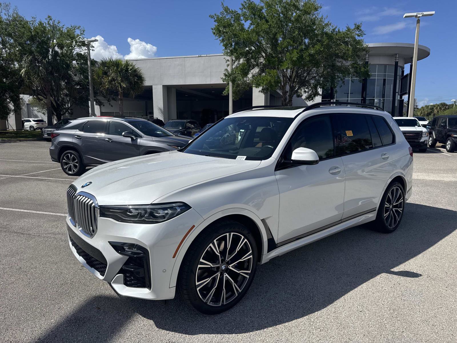 Used 2019 BMW X7 xDrive40i w/ Dynamic Handling Package image 7