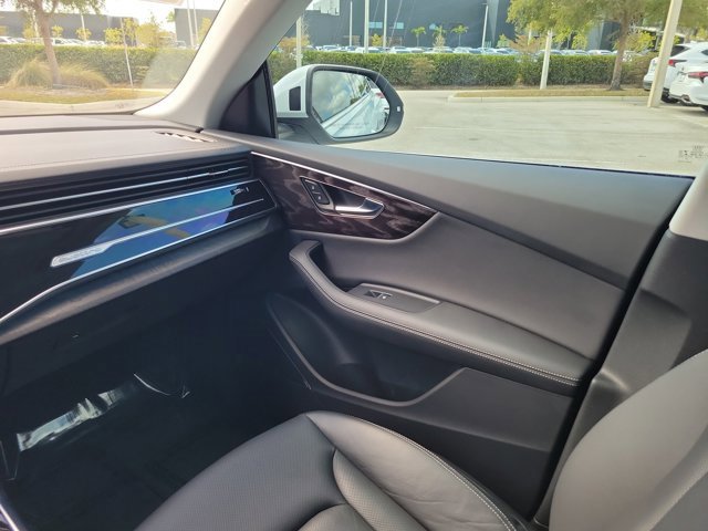 Certified 2023 Audi Q8 Premium Plus w/ Premium Plus Package image 14